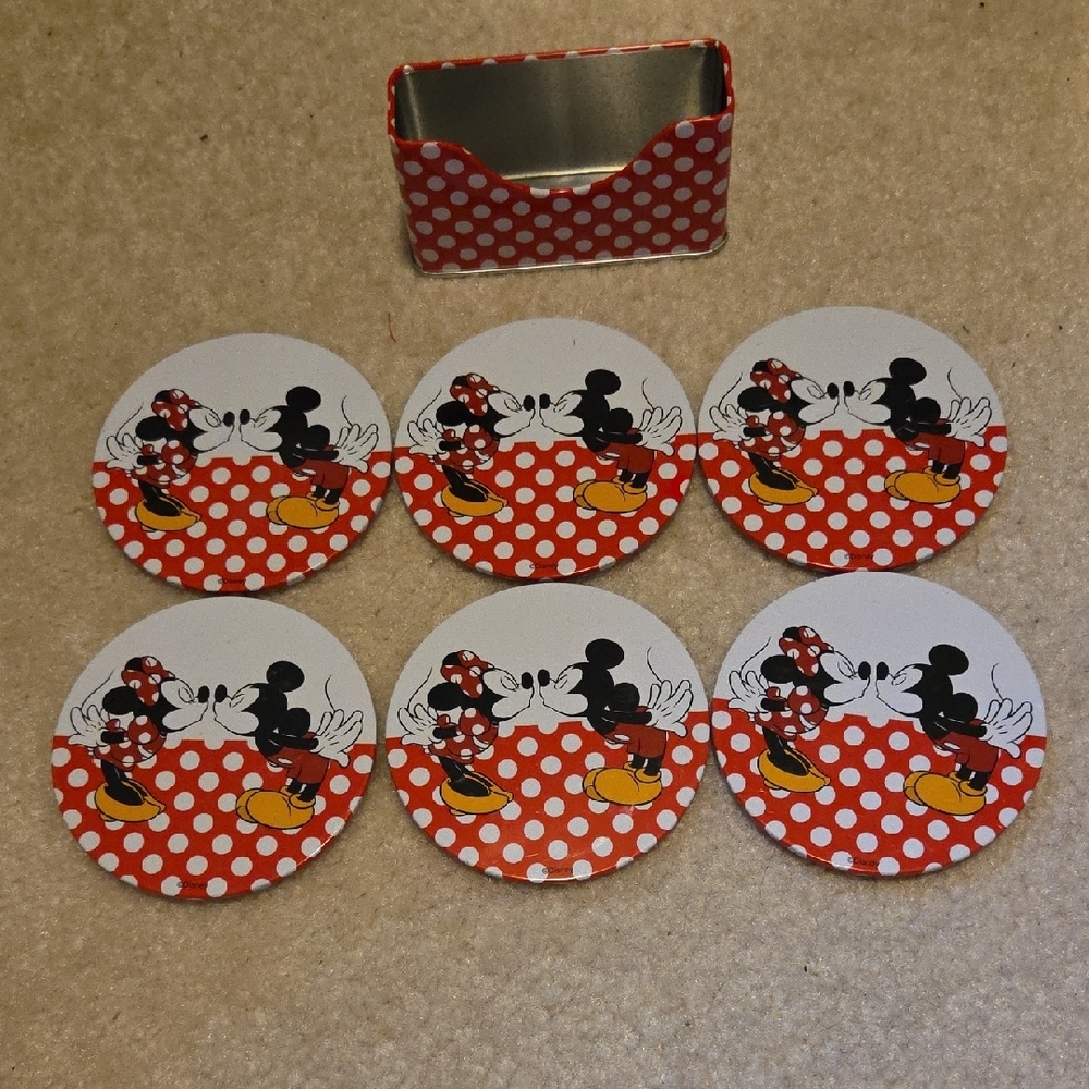 Disney Mickey and Friends Mickey & Minnie Red and White Polka Dot Coaster Set - Picture 5 of 6
